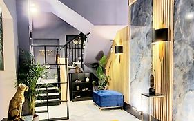 Boutique Suites